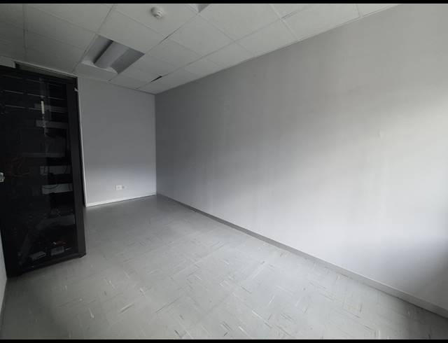 422M² OFFICE TO LET IN SANDTON CENTRAL